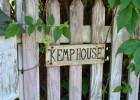 Kerikeri Mission Station was called Kemp House for 160 years but changed its name in the 1990s. This early sign remains..